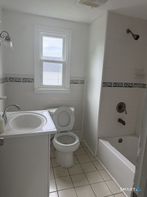 1403 Boston Avenue Bridgeport CT 06610