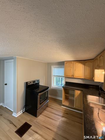 15 Ripley Place Norwich CT 06360