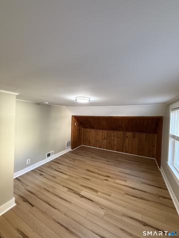 15 Ripley Place Norwich CT 06360