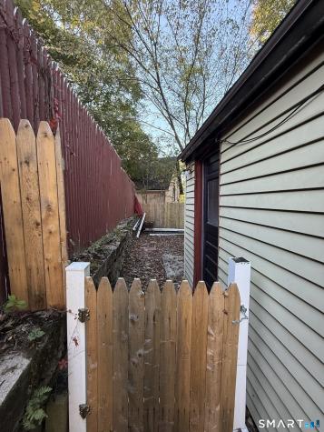 15 Ripley Place Norwich CT 06360