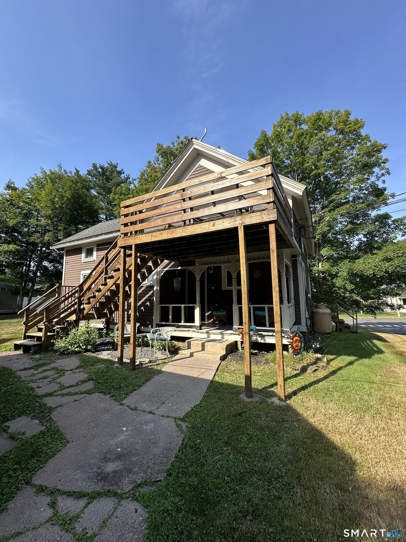 22 North Main Street East Hampton CT 06424