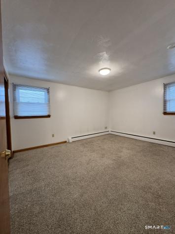 16 Grove Street New London CT 06320