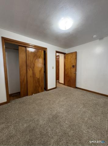 16 Grove Street New London CT 06320