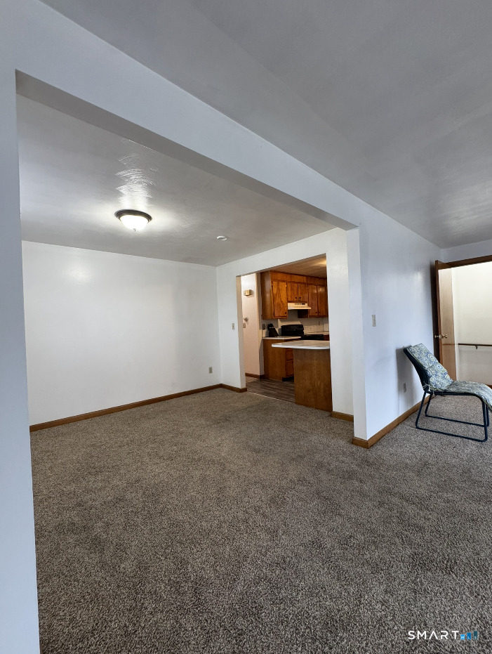 16 Grove Street New London CT 06320