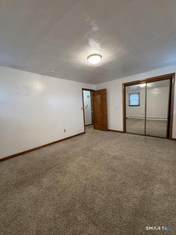 16 Grove Street New London CT 06320