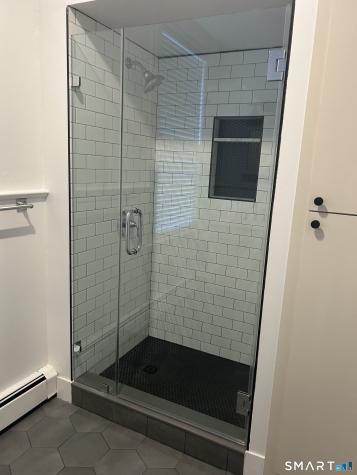 214 Broadway Norwich CT 06360