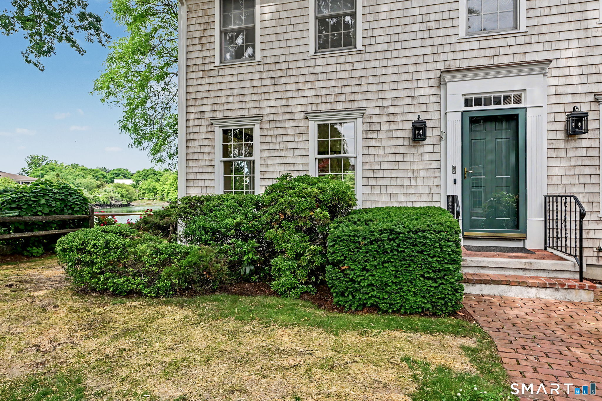 7 Joshua Slocum Dock Stamford CT 06902