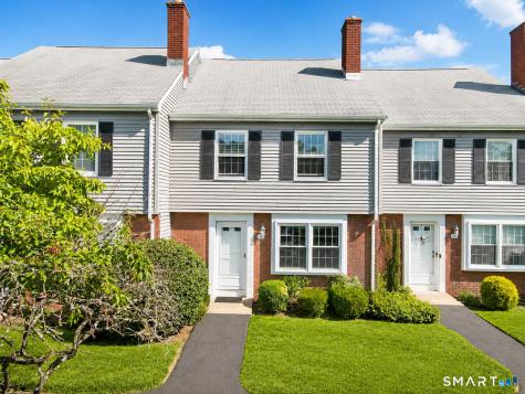 8 Barrington Drive Wethersfield CT 06109