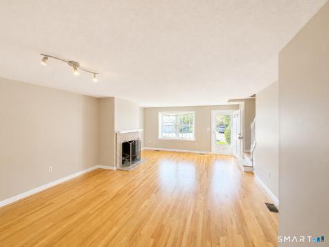 8 Barrington Drive Wethersfield CT 06109