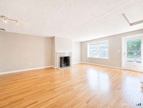 8 Barrington Drive Wethersfield CT 06109