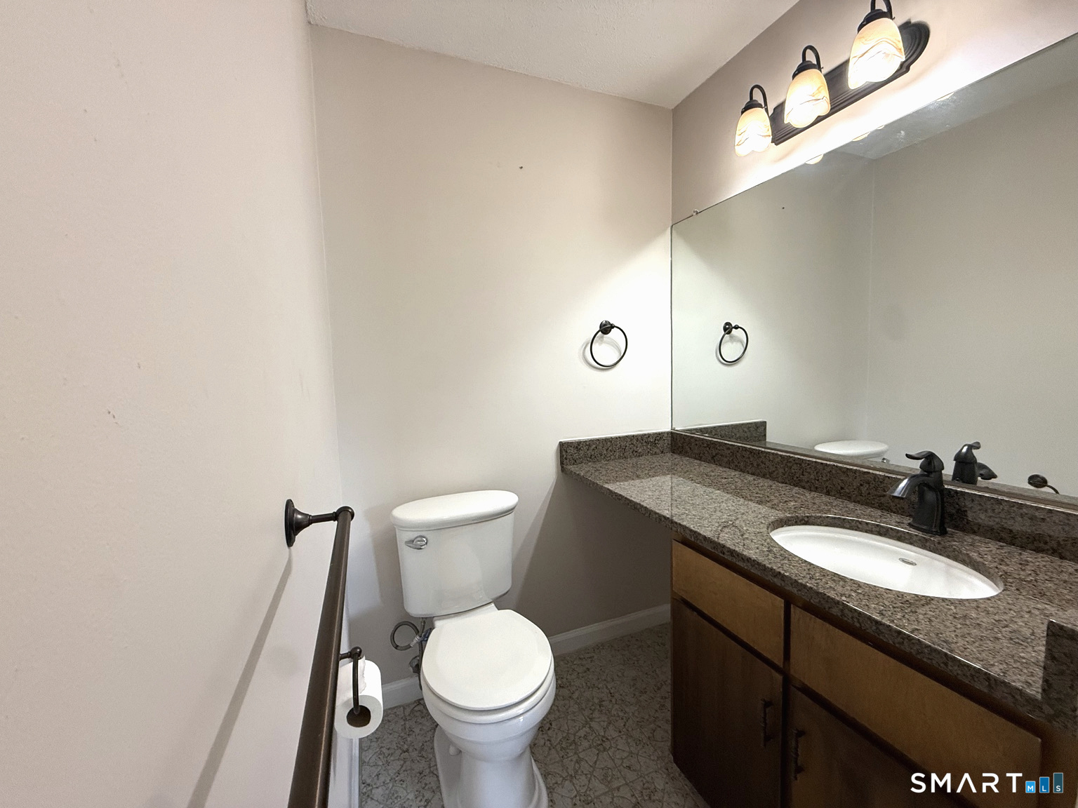8 Barrington Drive Wethersfield CT 06109
