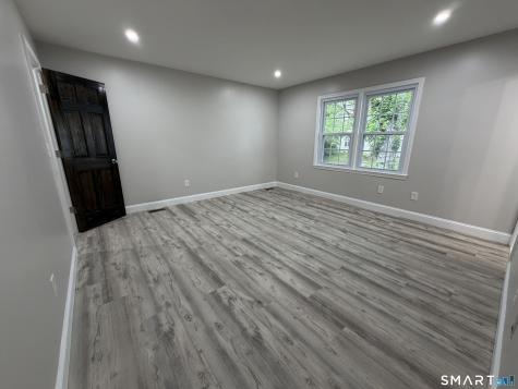 56 Janet Circle Bridgeport CT 06606