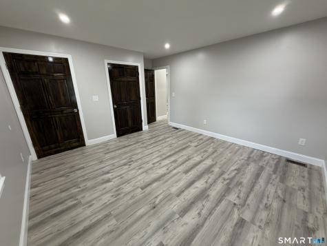 56 Janet Circle Bridgeport CT 06606