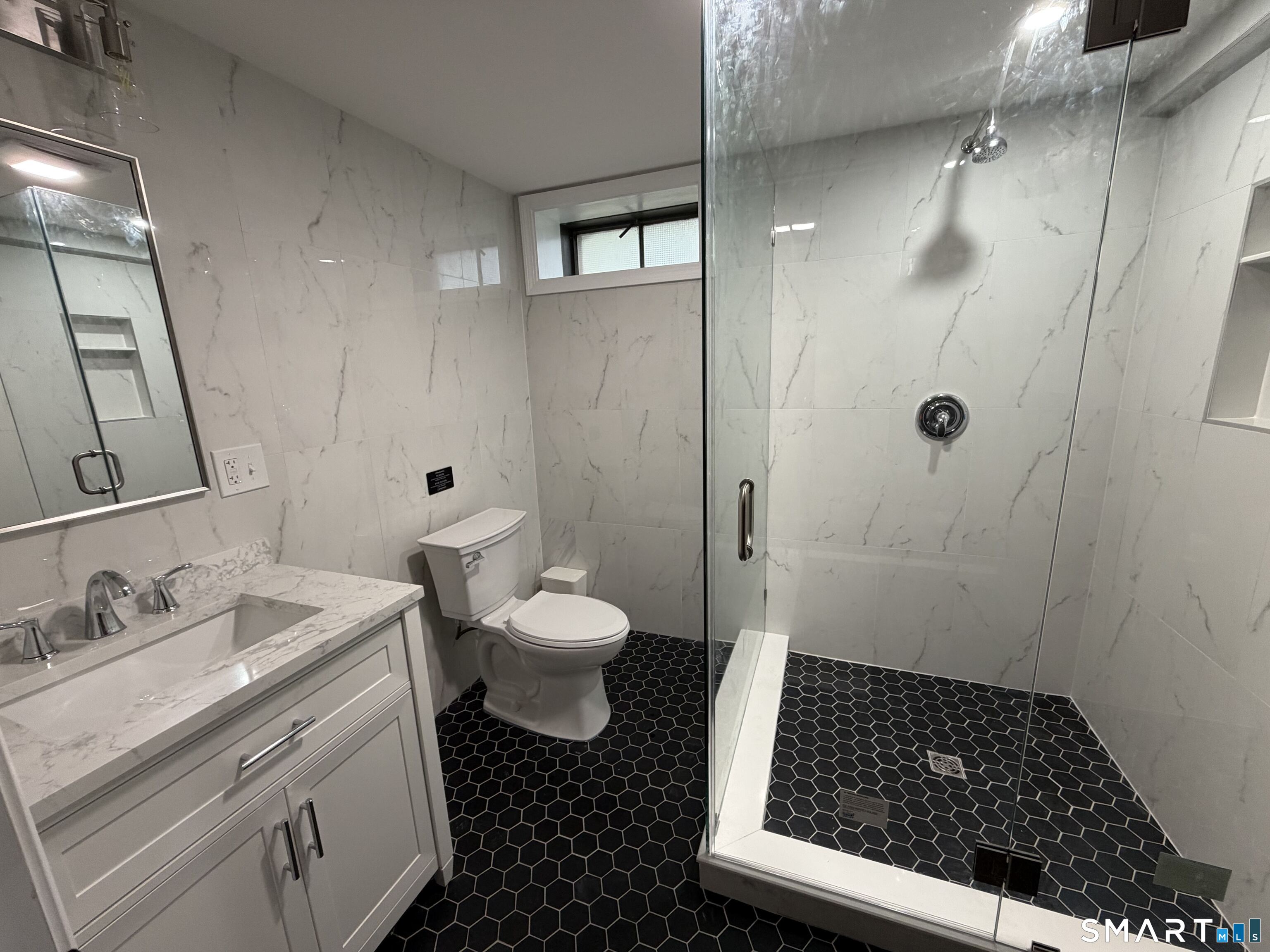56 Janet Circle Bridgeport CT 06606