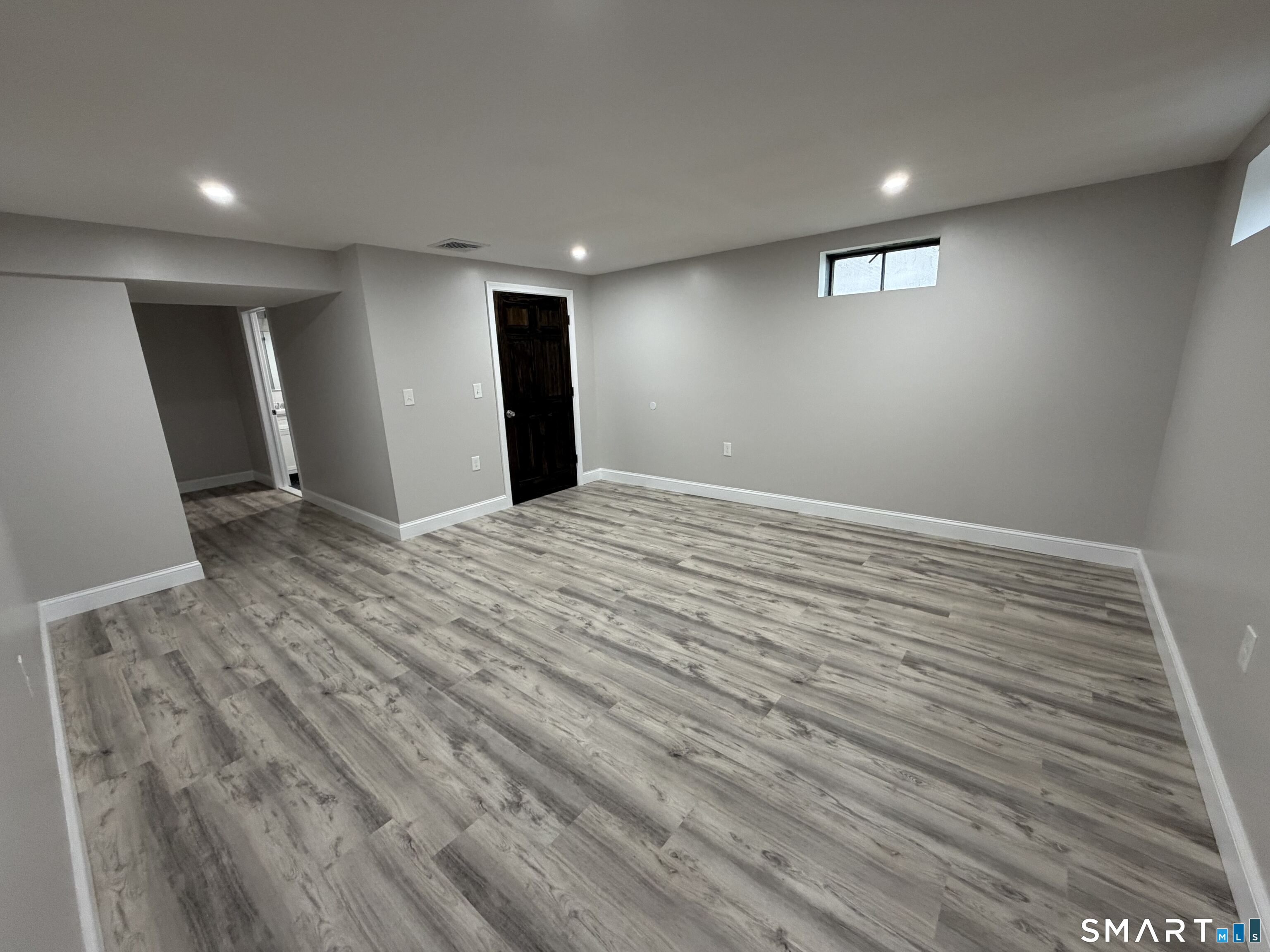 56 Janet Circle Bridgeport CT 06606