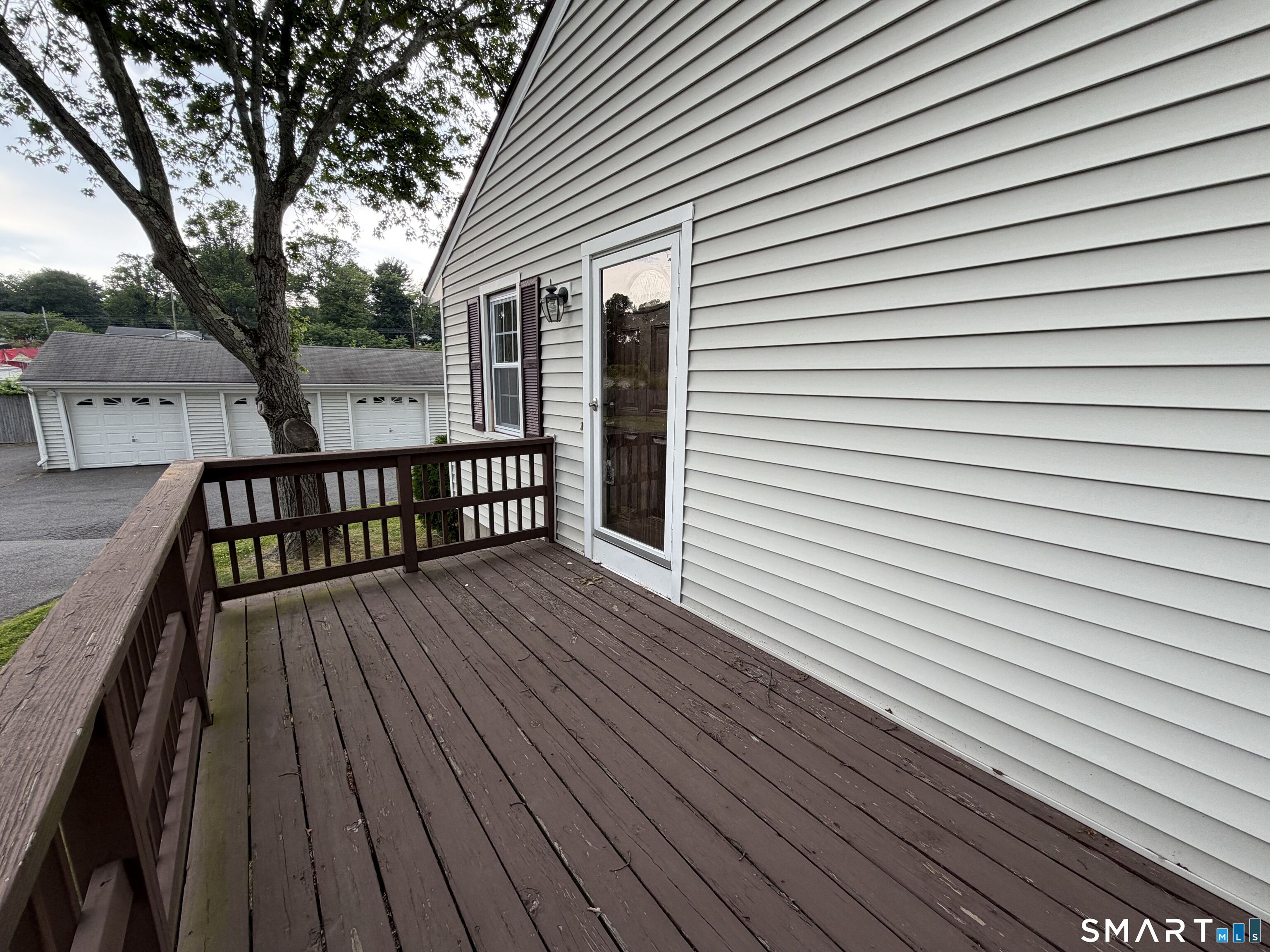 56 Janet Circle Bridgeport CT 06606