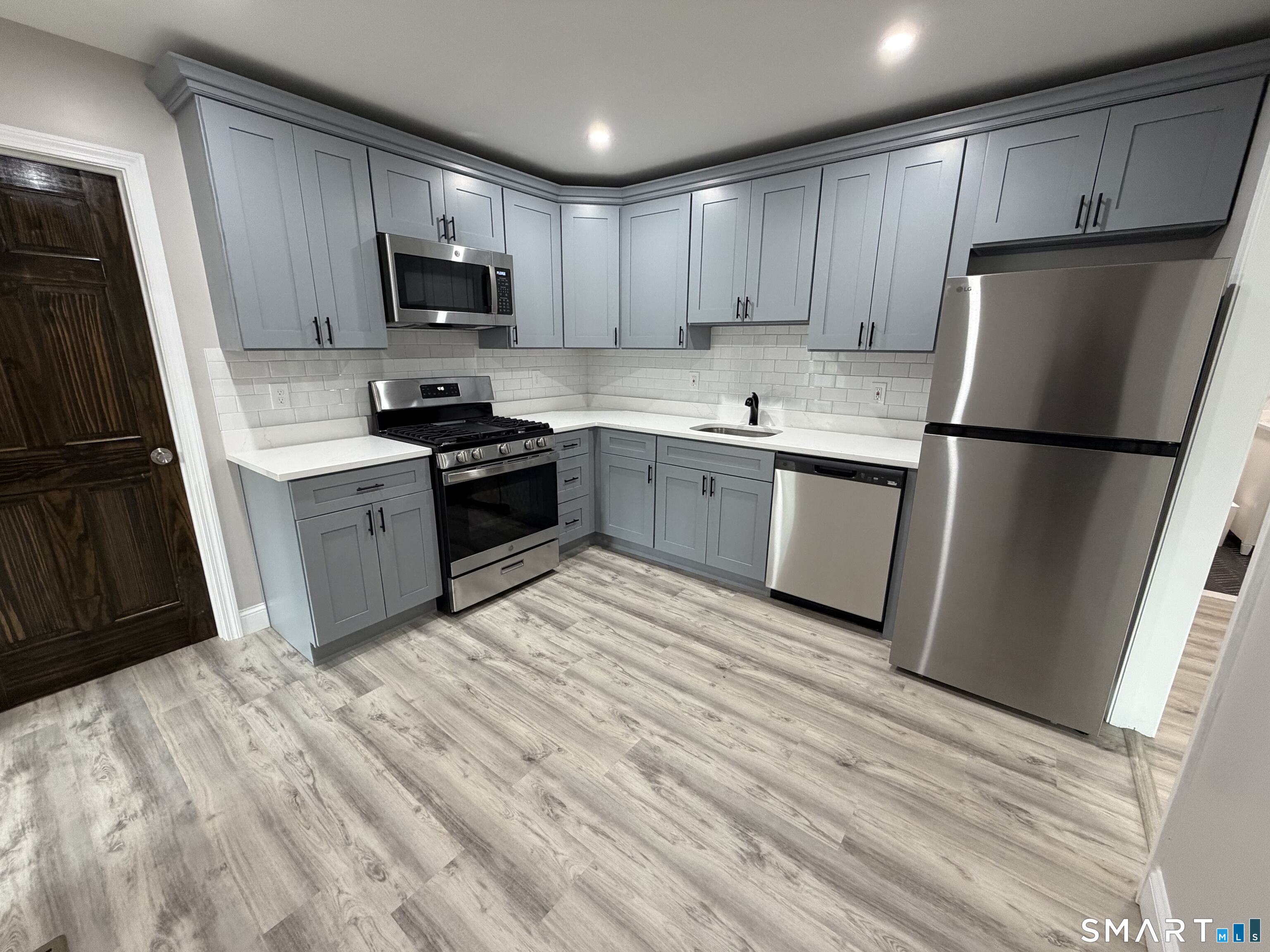 56 Janet Circle Bridgeport CT 06606