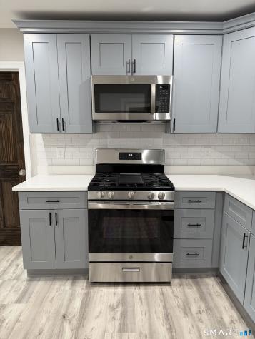 56 Janet Circle Bridgeport CT 06606