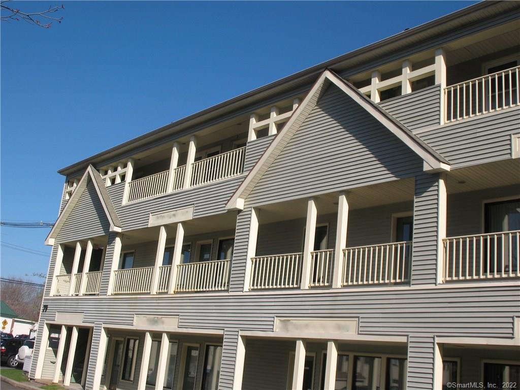 79 Danbury Road Ridgefield CT 06877