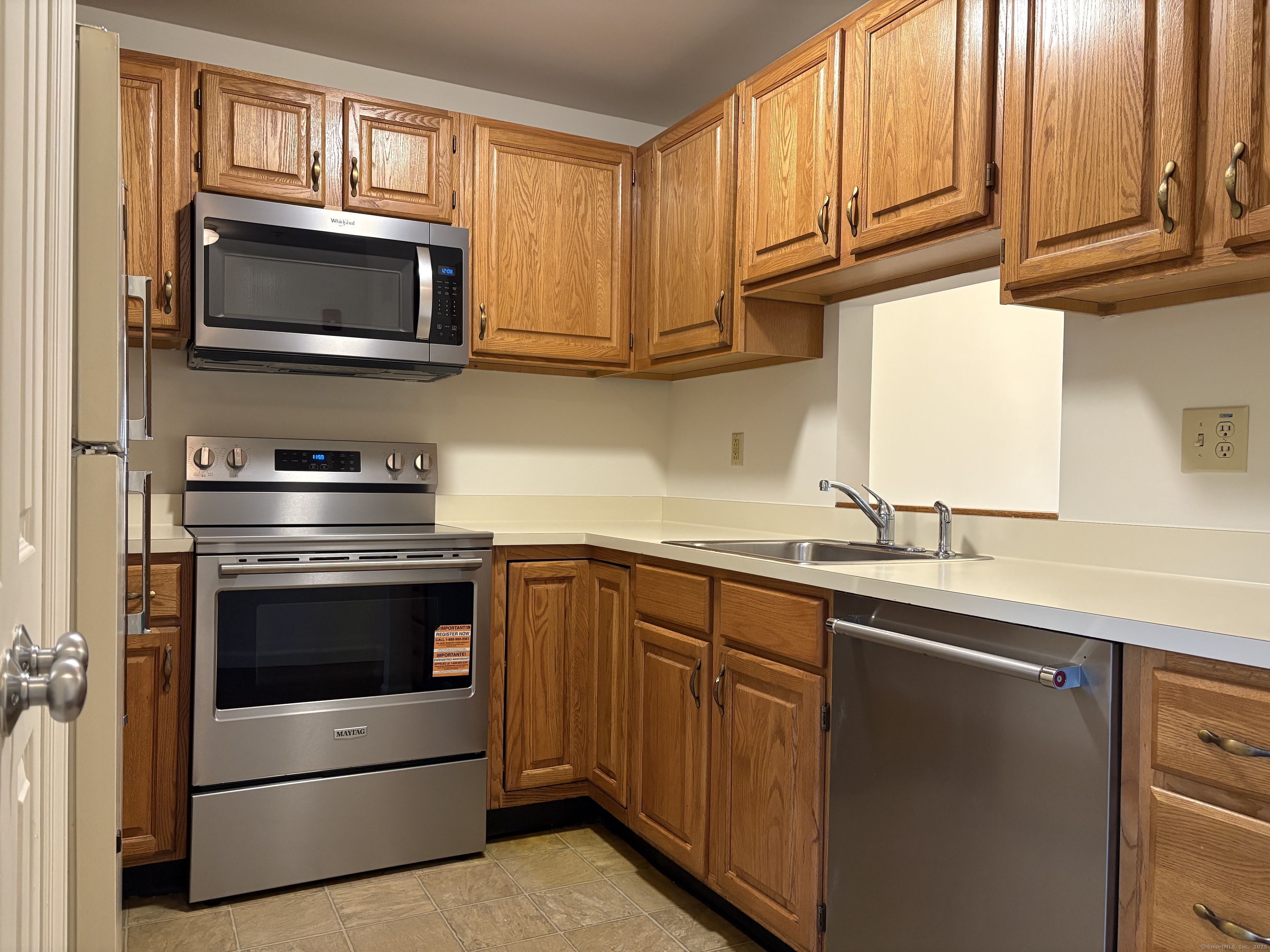 79 Danbury Road Ridgefield CT 06877