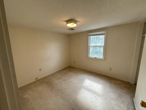 26 B Hillcrest Road East Lyme CT 06357