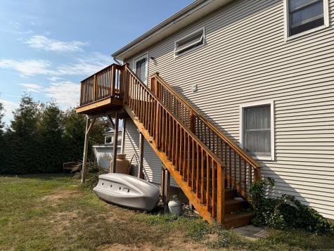 26 B Hillcrest Road East Lyme CT 06357