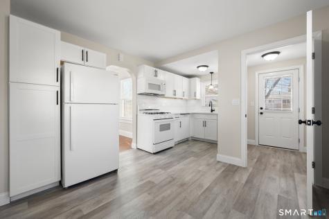 14 Clark Lane Waterford CT 06385