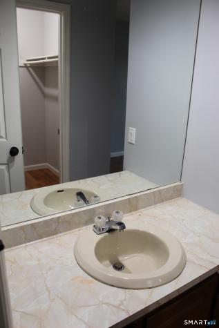 8 Rose Lane Danbury CT 06811