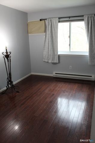 8 Rose Lane Danbury CT 06811