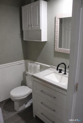 8 Rose Lane Danbury CT 06811