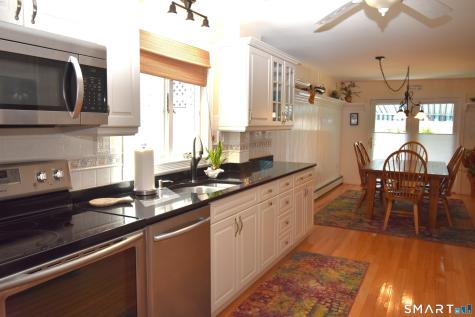 18 Mohican Trail Old Saybrook CT 06475