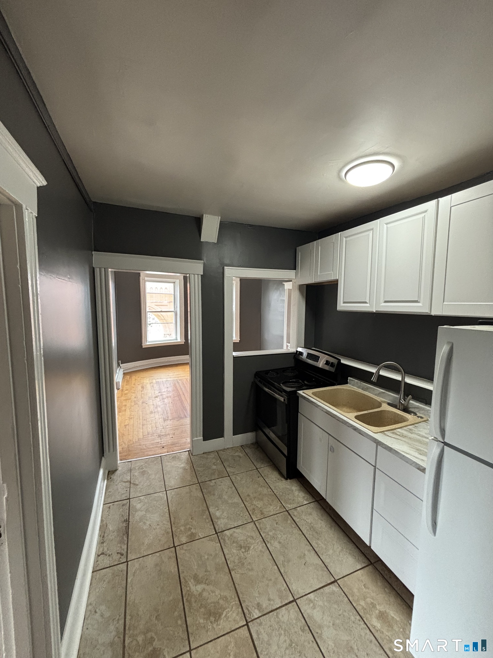 218 West Street Bristol CT 06010