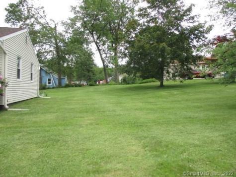 48 Collier Circle Hamden CT 06518