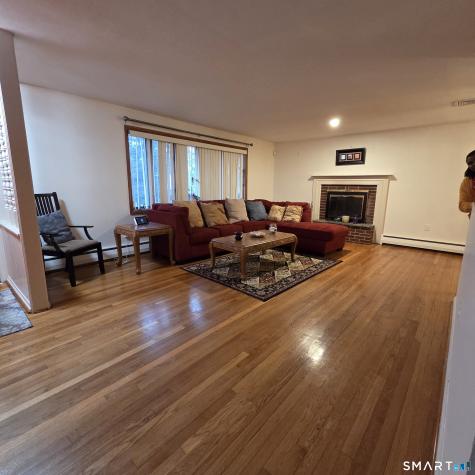 48 Collier Circle Hamden CT 06518