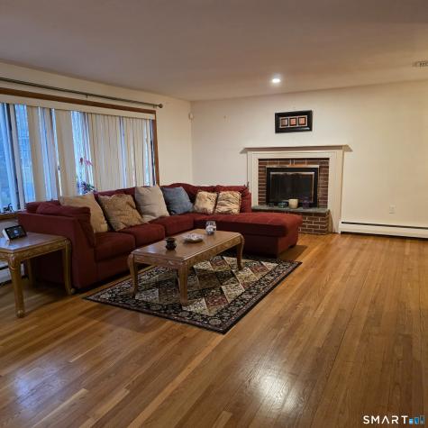 48 Collier Circle Hamden CT 06518