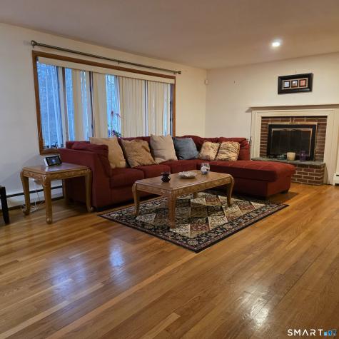 48 Collier Circle Hamden CT 06518