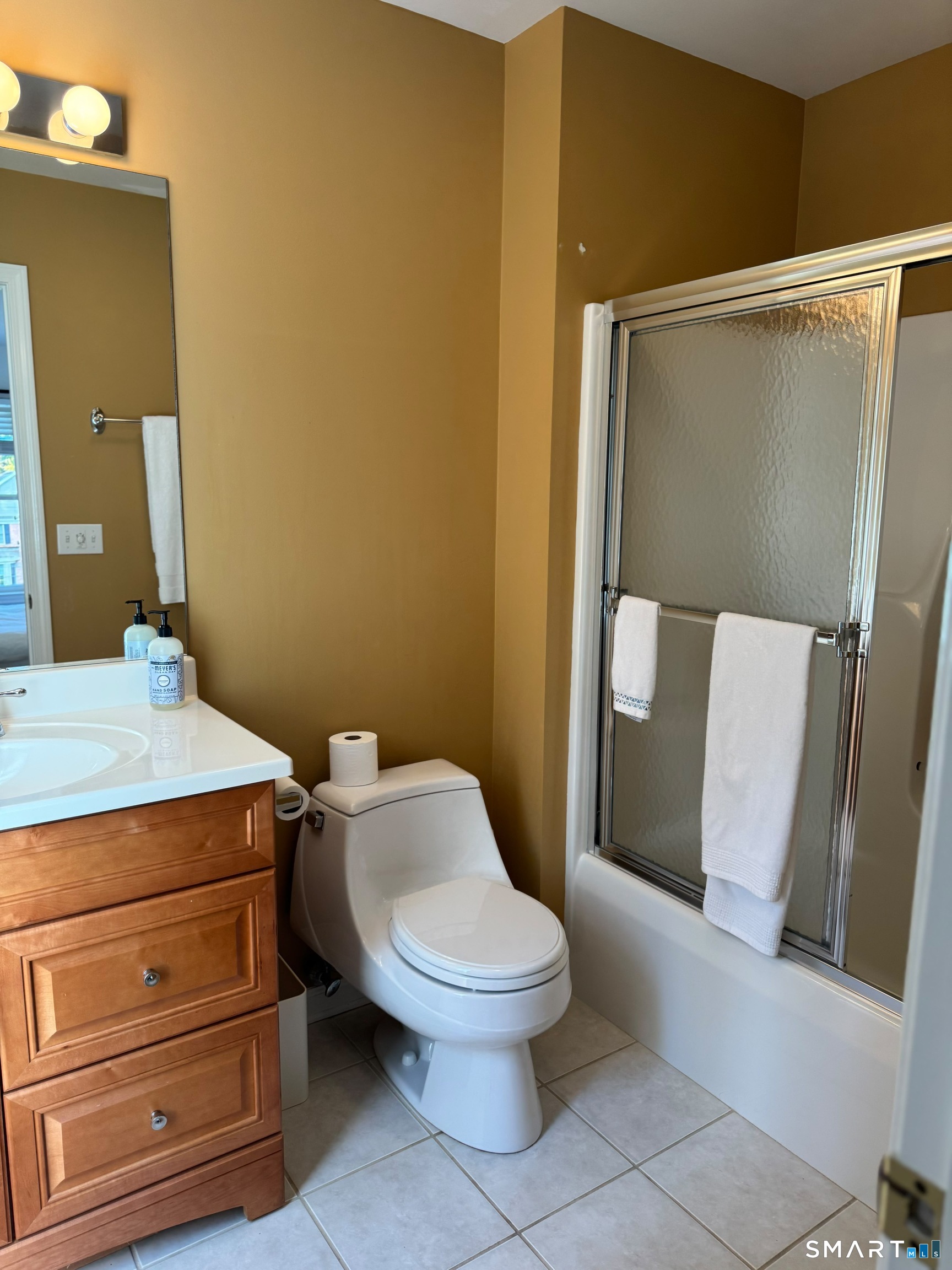 92 Meadow West Road Trumbull CT 06611