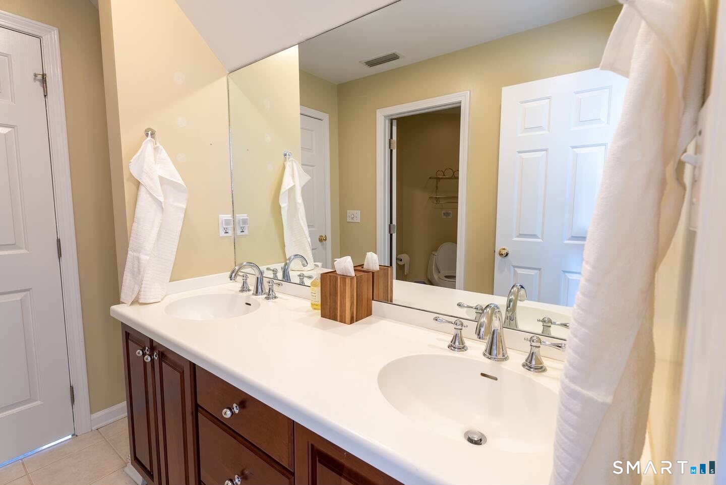 92 Meadow West Road Trumbull CT 06611