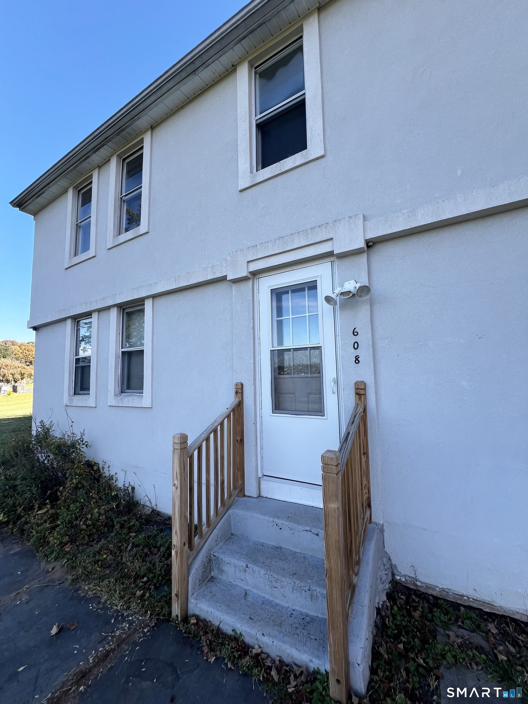 608 Bow Lane Middletown CT 06457