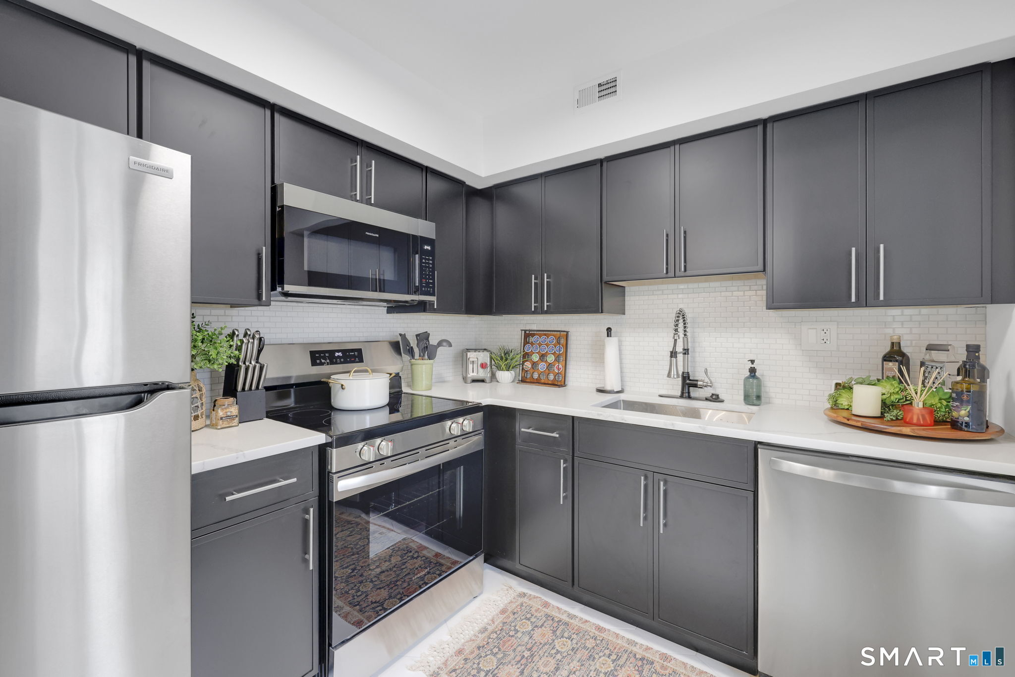 62 Candlewood Drive South Windsor CT 06074