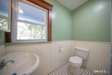 32-34 Linnell Street Plainfield CT 06354
