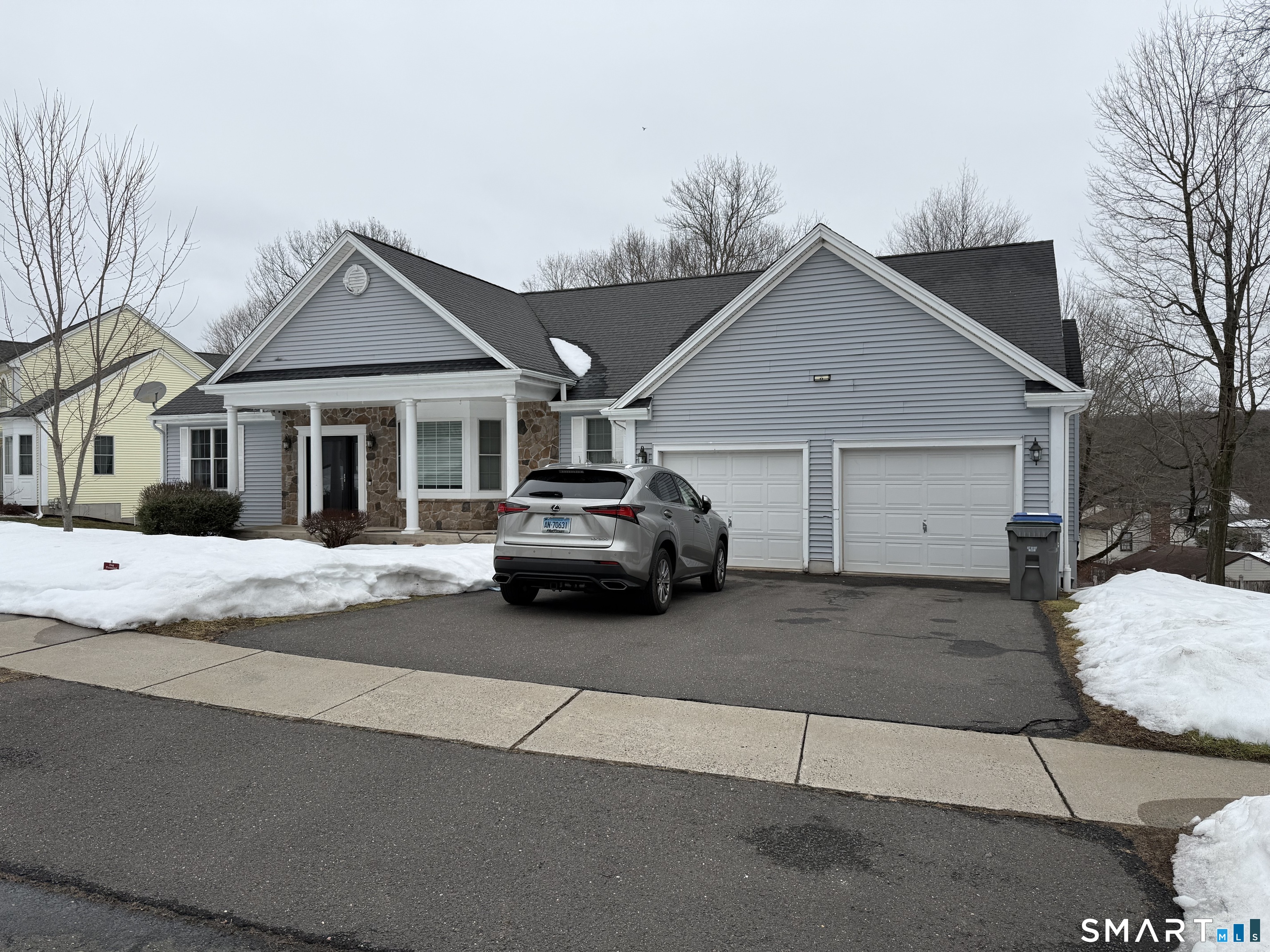 104 Valley View Road Manchester CT 06040