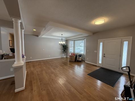 104 Valley View Road Manchester CT 06040