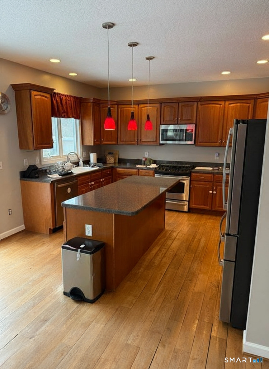 104 Valley View Road Manchester CT 06040
