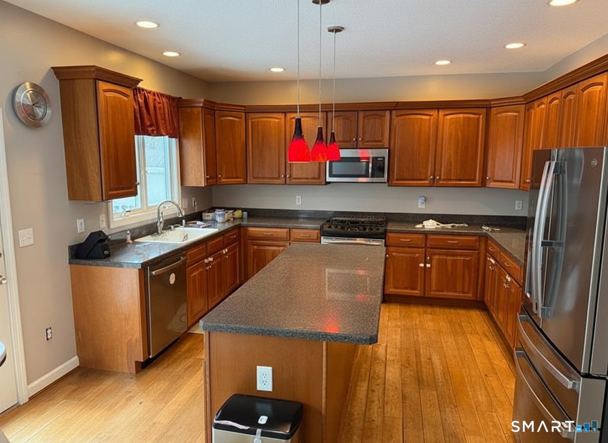 104 Valley View Road Manchester CT 06040