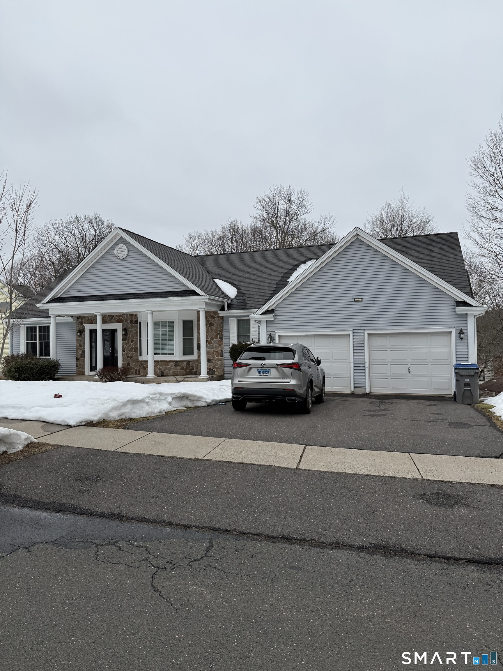 104 Valley View Road Manchester CT 06040