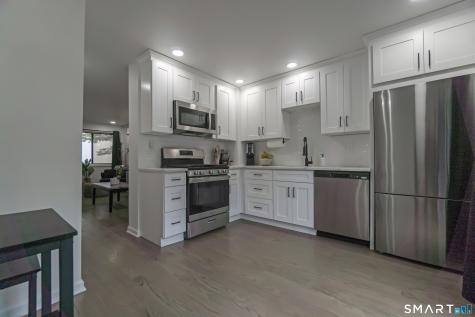 654 Longbrook Avenue Stratford CT 06614