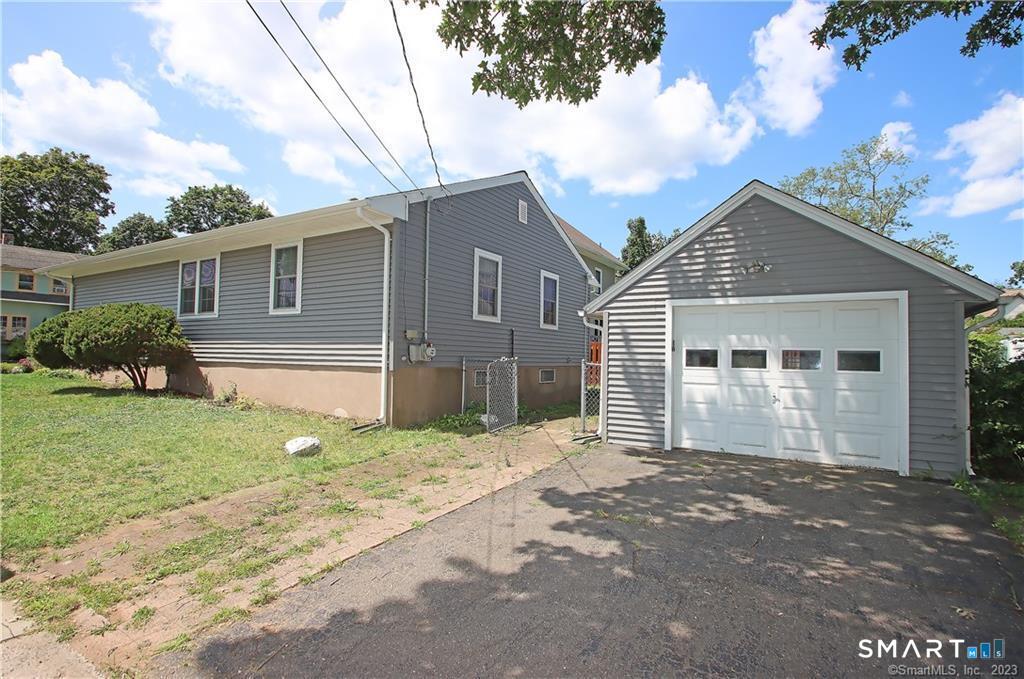 43 Treadwell Street Hamden CT 06517