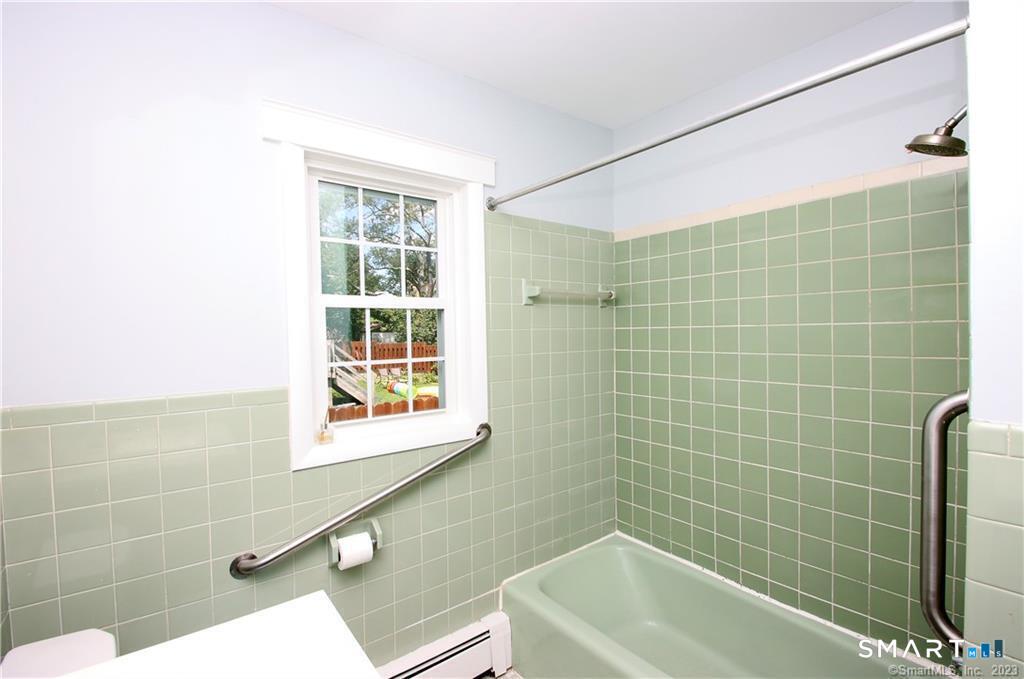 43 Treadwell Street Hamden CT 06517