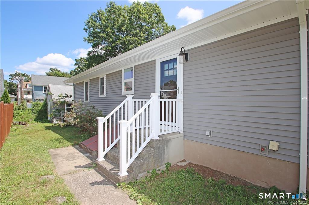 43 Treadwell Street Hamden CT 06517